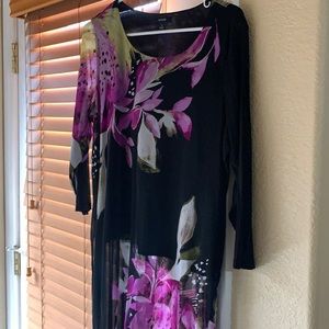 Cute blouse. Too small. Worn once